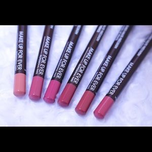 Make Up For Ever Lip Pencils Set