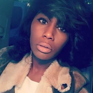 Meet your Posher, Zunnobia