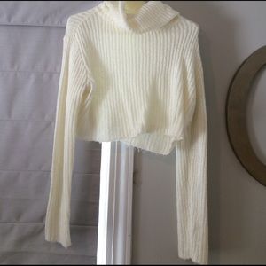 Crop top turtleneck