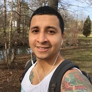 Meet your Posher, Camilo