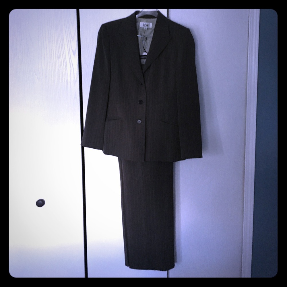 Le Suit Olive Green Pinstriped Pantsuit