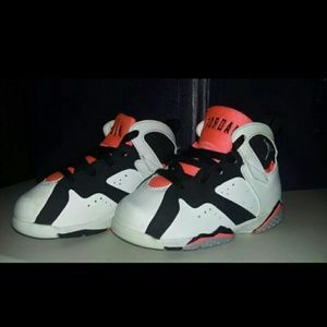Kids shoe size 8c