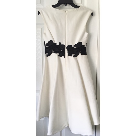 HALSTON HERITAGE FLORAL APPLIQUE SILK FAILLE DRESS - Picture 3 of 4