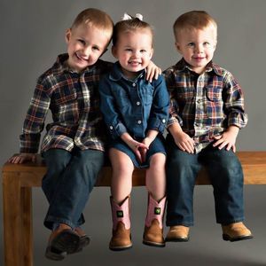 Meet your Posher, Whitney