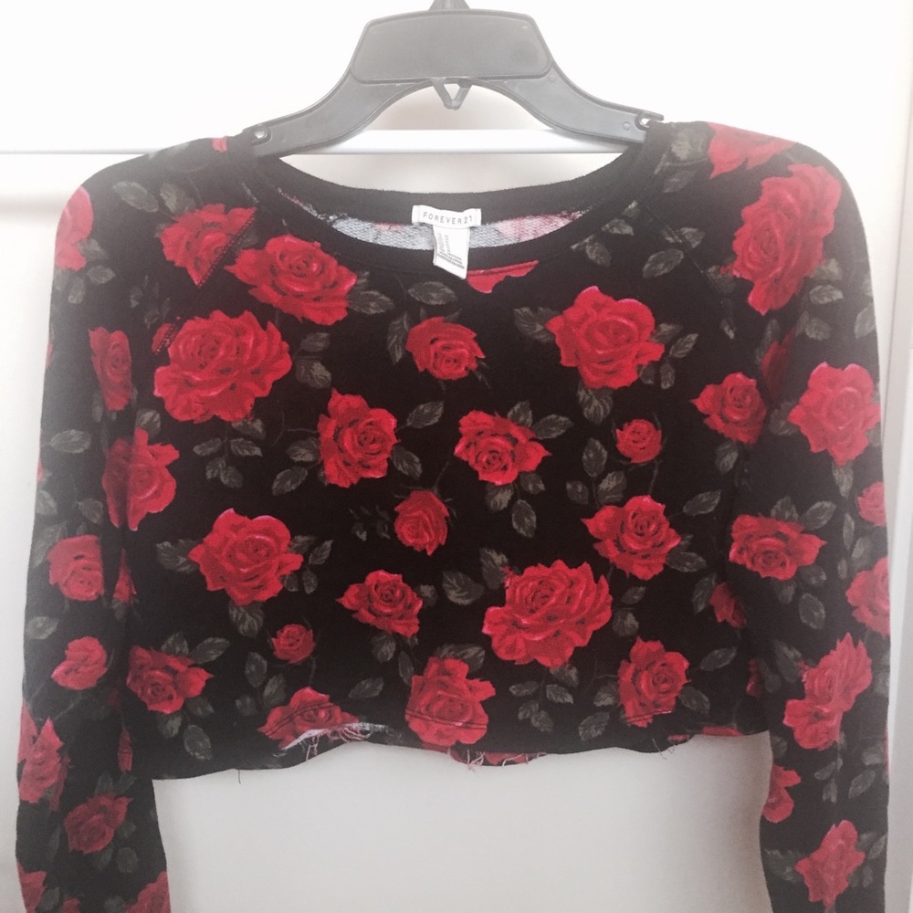 Forever 21 red roses crop sweater