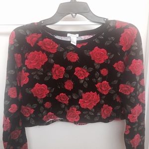 Forever 21 red roses crop sweater