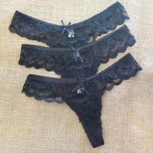 3 Pair Lace Thong Panties