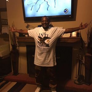 Meet your Posher, Derrick