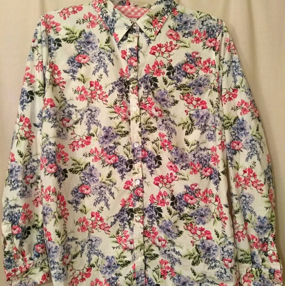 Charter Club Floral Hydrangea Oxford Button Down - Picture 5 of 6