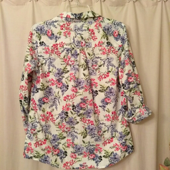 Charter Club Floral Hydrangea Oxford Button Down - Picture 6 of 6