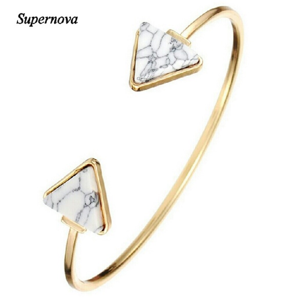 18k gold plated marble/ turquoise bangle✨ - Picture 2 of 3