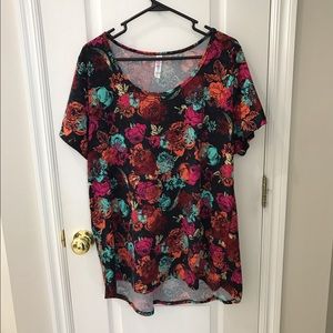 Lularoe 2XL Classic Tee