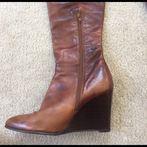 Stuart Weitzman Boots 9 - Picture 6 of 6
