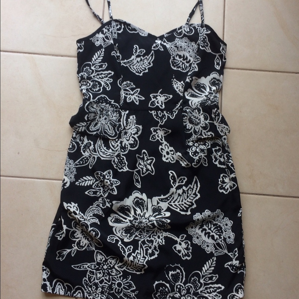 NWOT American Eagle strapless dress