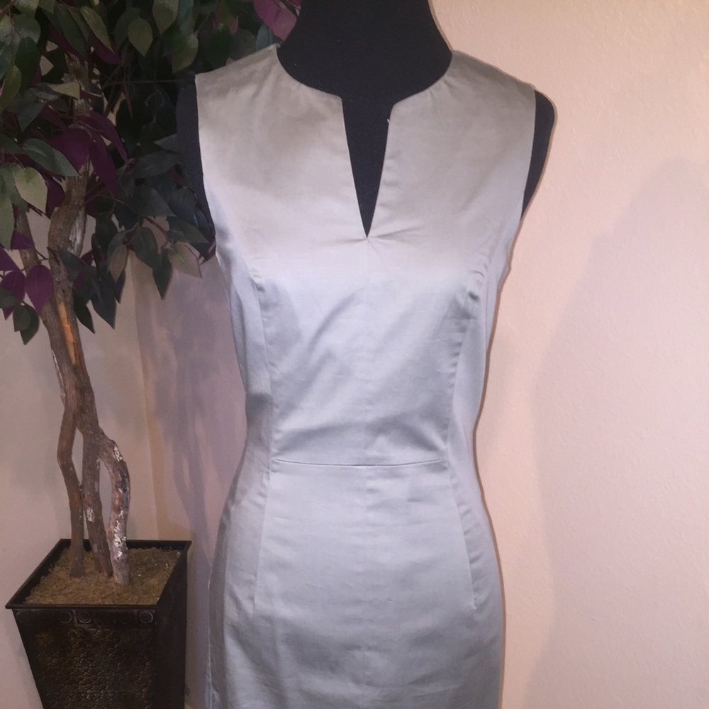 H&M short sleeve olive color dress