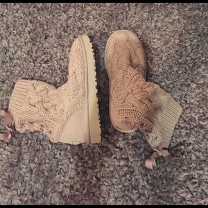 BRAND NEE UGG BOOTS