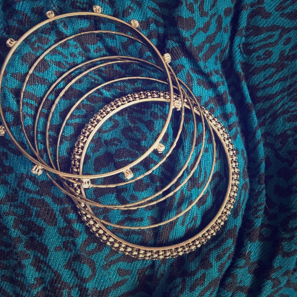 Set of 5 bangle bracelets