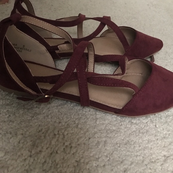 Strappy pointy flats - Picture 2 of 3