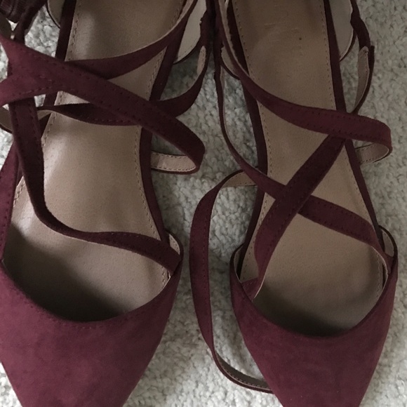 Strappy pointy flats - Picture 3 of 3