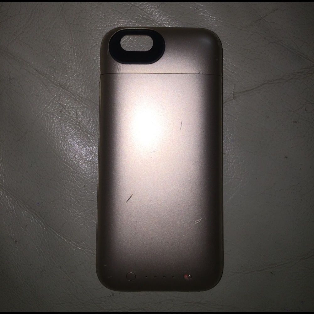 iPhone 6 Mophie Charging Case (Gold)