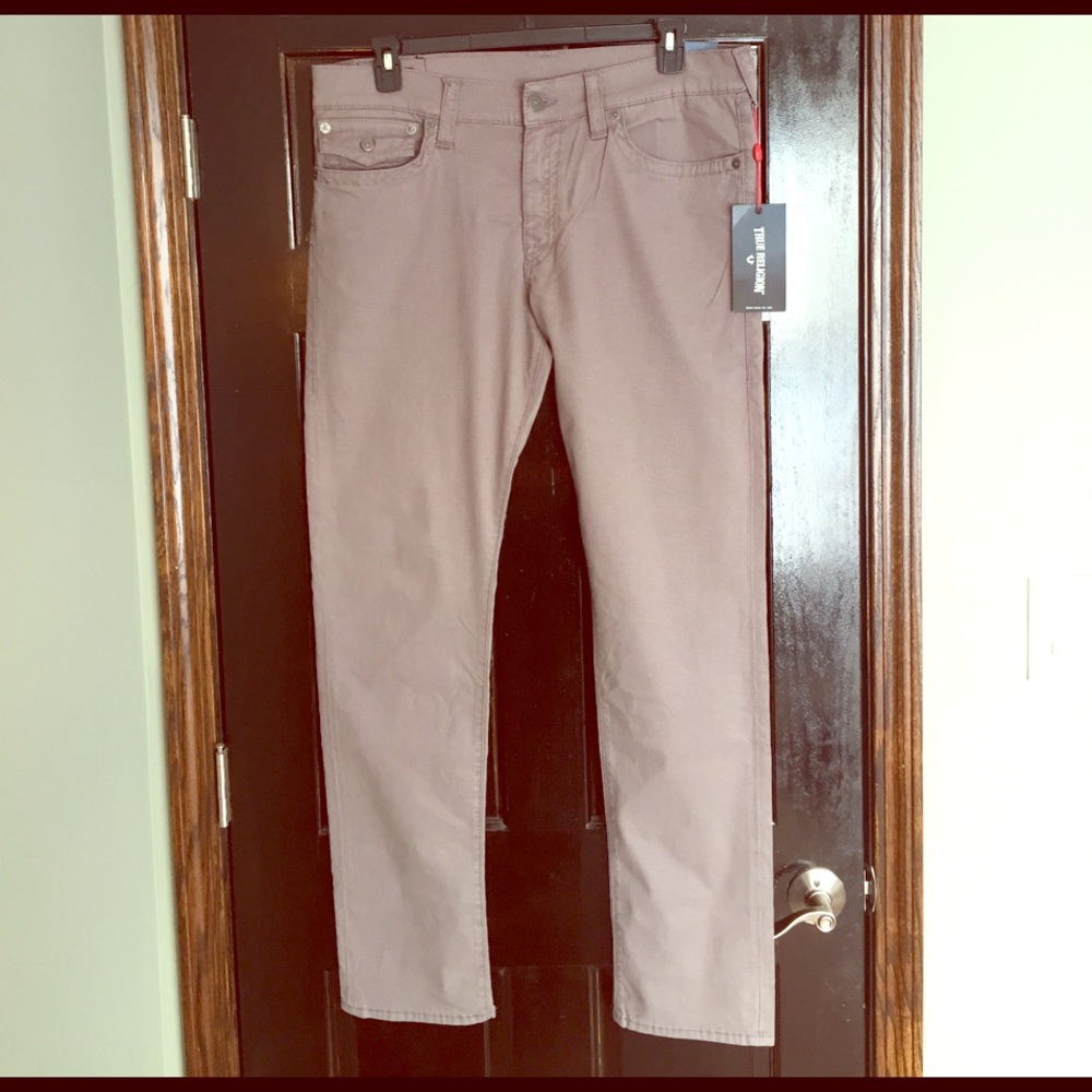 True Religion Men's Geno Relaxed Slim Pant in Gray