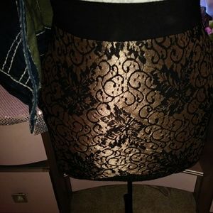 Forever 21 lace skirt size L