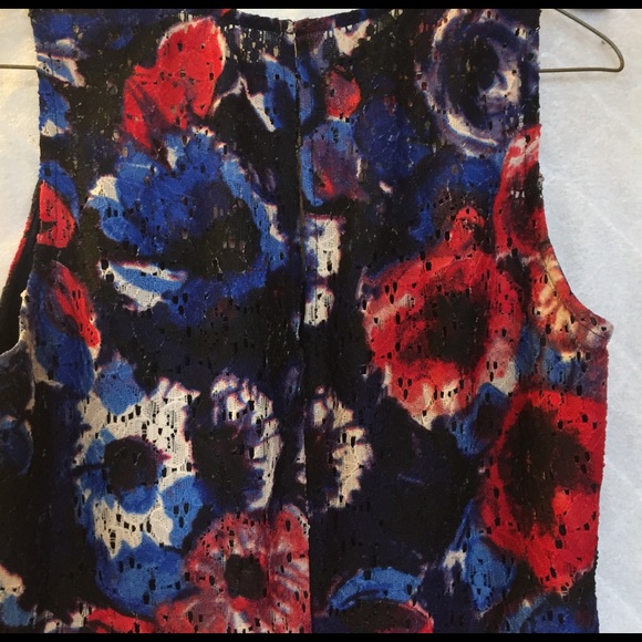 INC floral dress size 4 - Picture 2 of 3