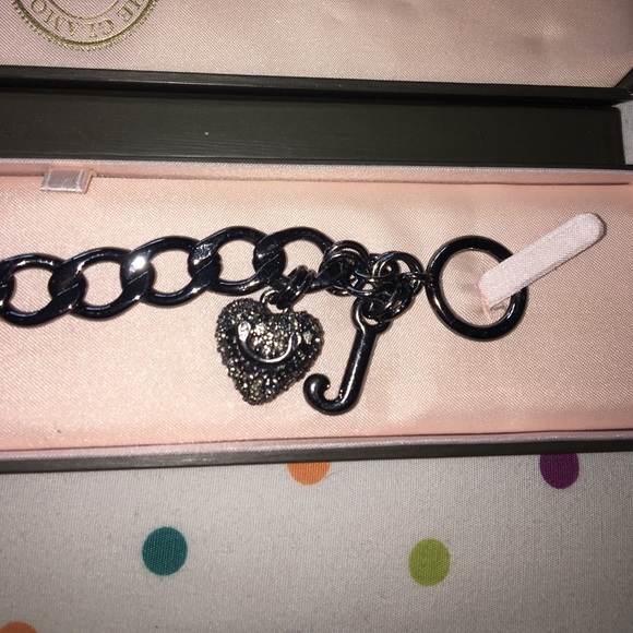 Brand new Juicy Couture heart emblem bracelet! - Picture 2 of 3