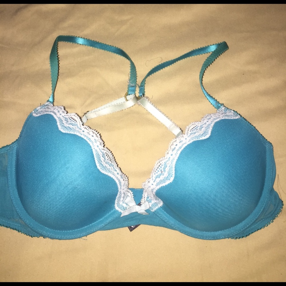 Turquoise bras - Picture 5 of 5