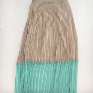 Pleated Midi/maxi Skirt
