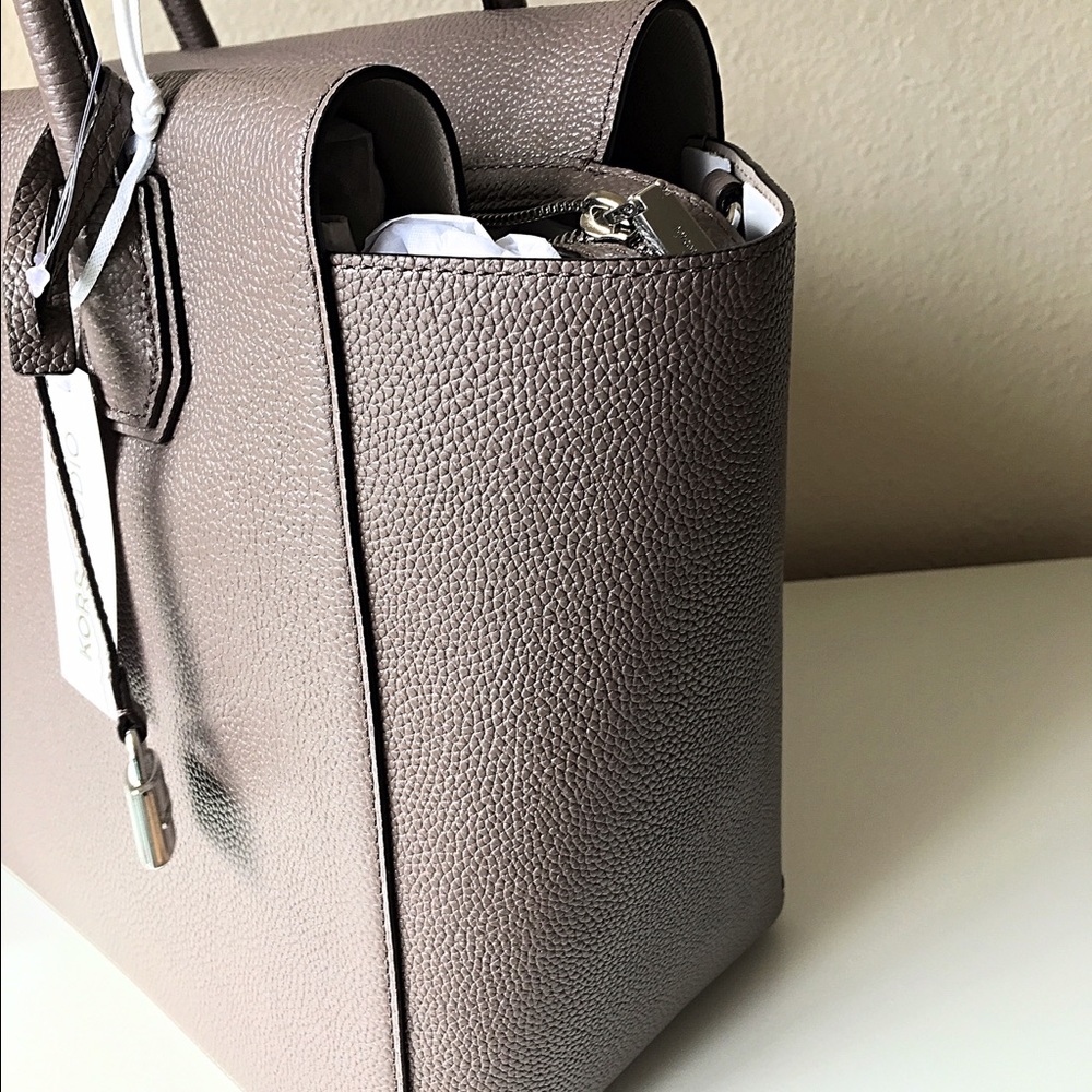 NWT!! New Collection from Michael Kors Studio!! - Picture 4 of 4