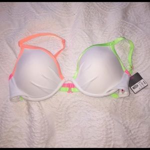NWT 34 C VS bikini top