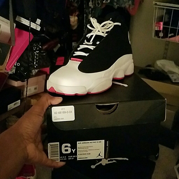 Air Jordan Retro 13 - Picture 2 of 3
