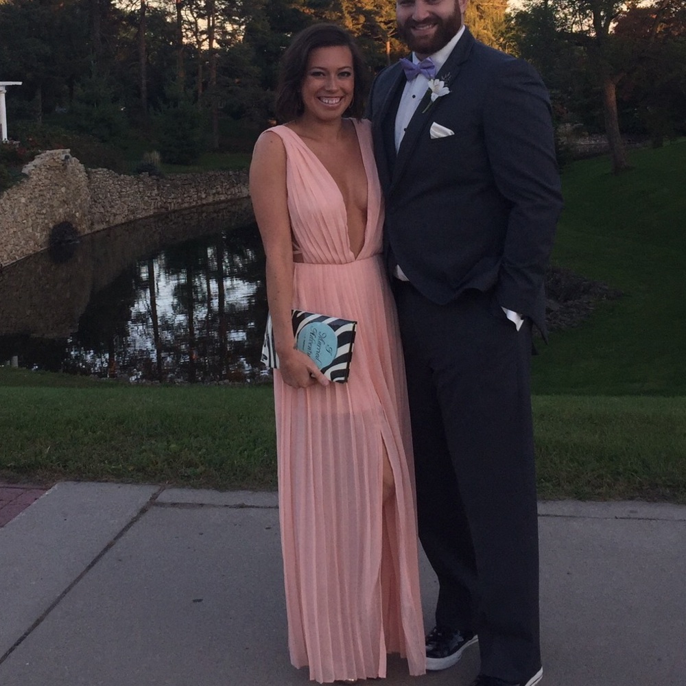 Dress - Picture 3 of 5