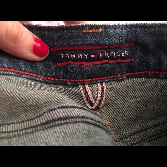 Tommy Hilfiger Jean Shorts - Picture 4 of 4