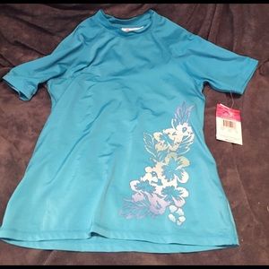 Brand new Women's rash guard