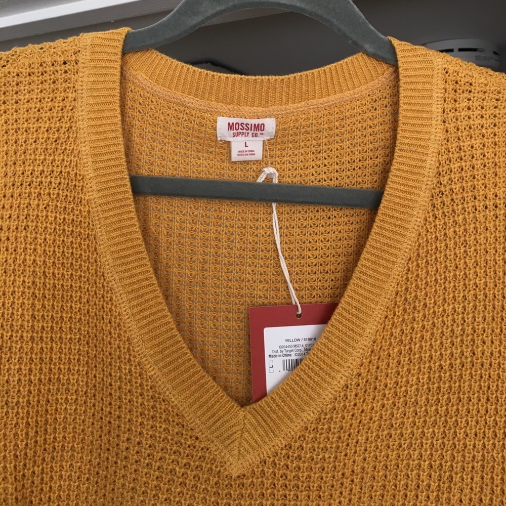 NWT Mossimo V Neck Sweater
