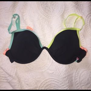 36C black bikini top, never worn.