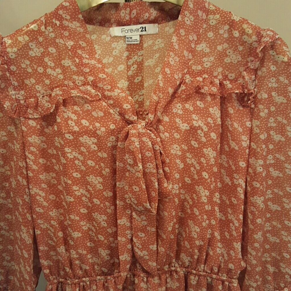 Dress - Picture 2 of 4
