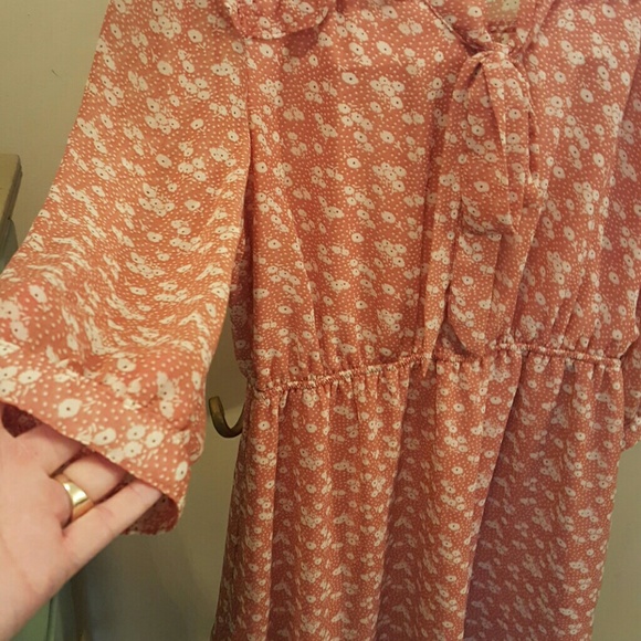 Dress - Picture 3 of 4