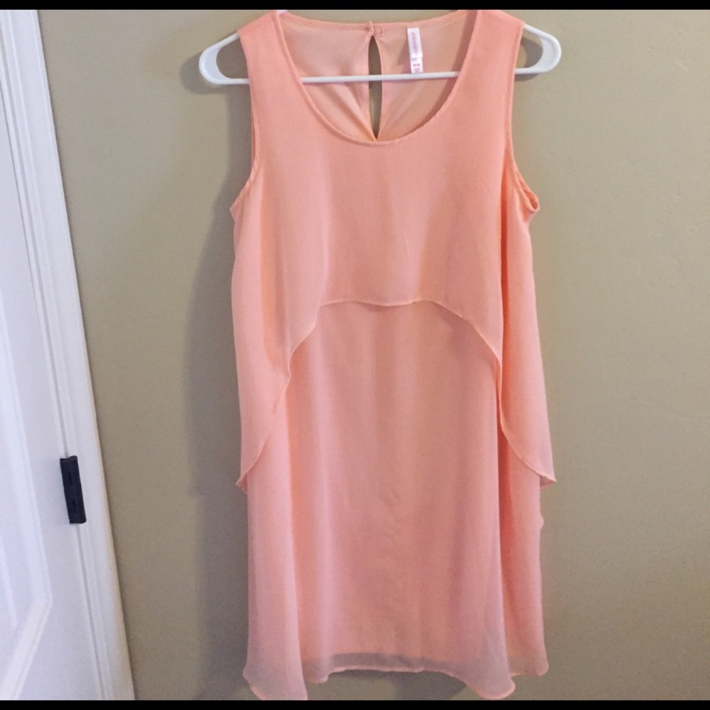 💞PRICE DROP💞 Peach color dress. Beautiful