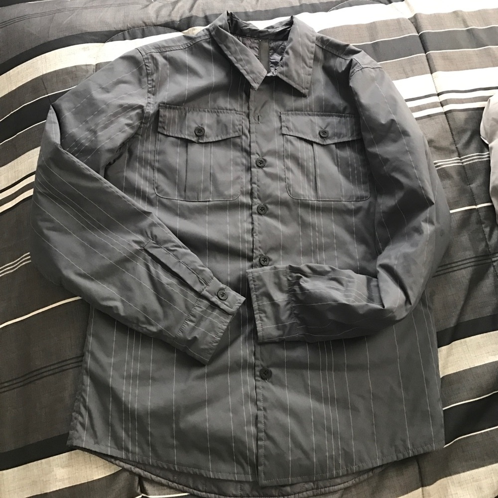 Puffer shirt