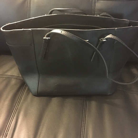 Bag - Picture 2 of 5