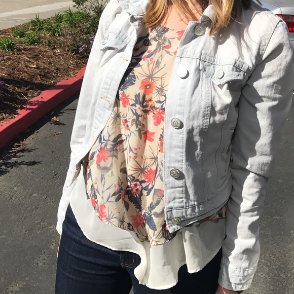 Sans Souci Tops - Sans Souci Médium Floral Top
