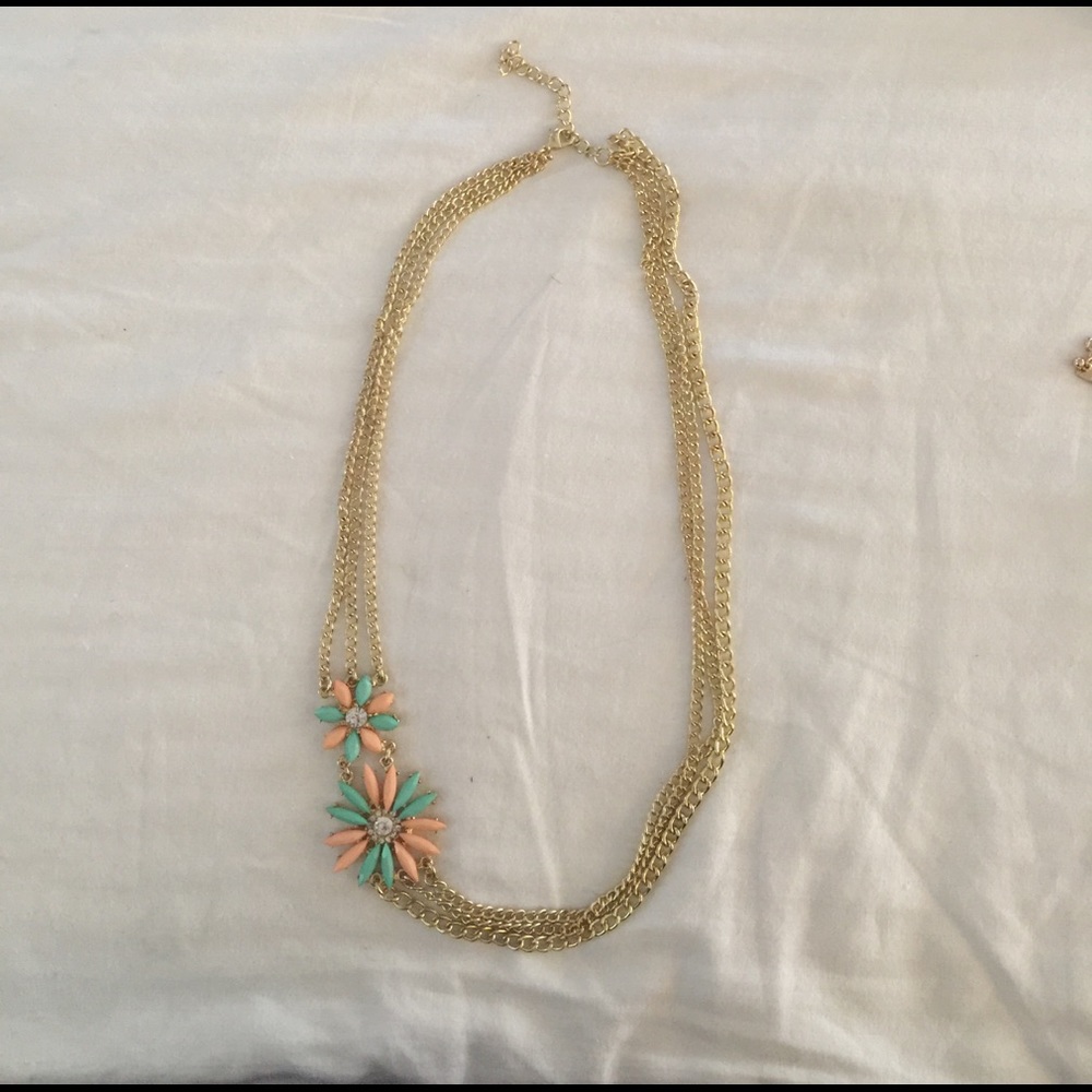 Francesca's necklace