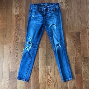 Priced to sell! AE Size 8 Super Stretch Jeggings