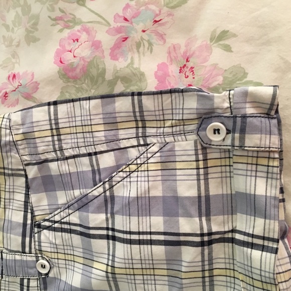 Brand new plaid shorts from Maurice's - Picture 3 of 4