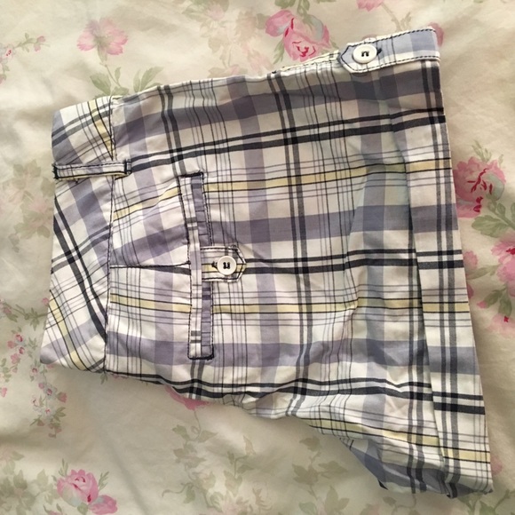 Brand new plaid shorts from Maurice's - Picture 4 of 4