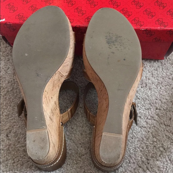GUESS Wedges - Picture 4 of 4