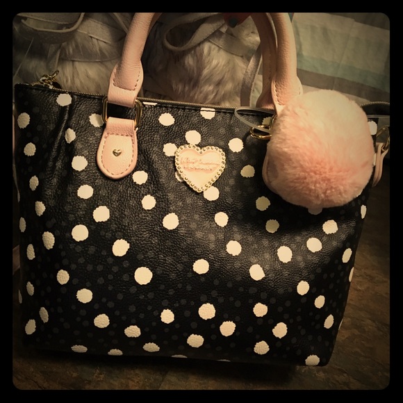 Betsey Johnson Handbags - 🆕Black White and Baby Pink Betsey Johnson handbag